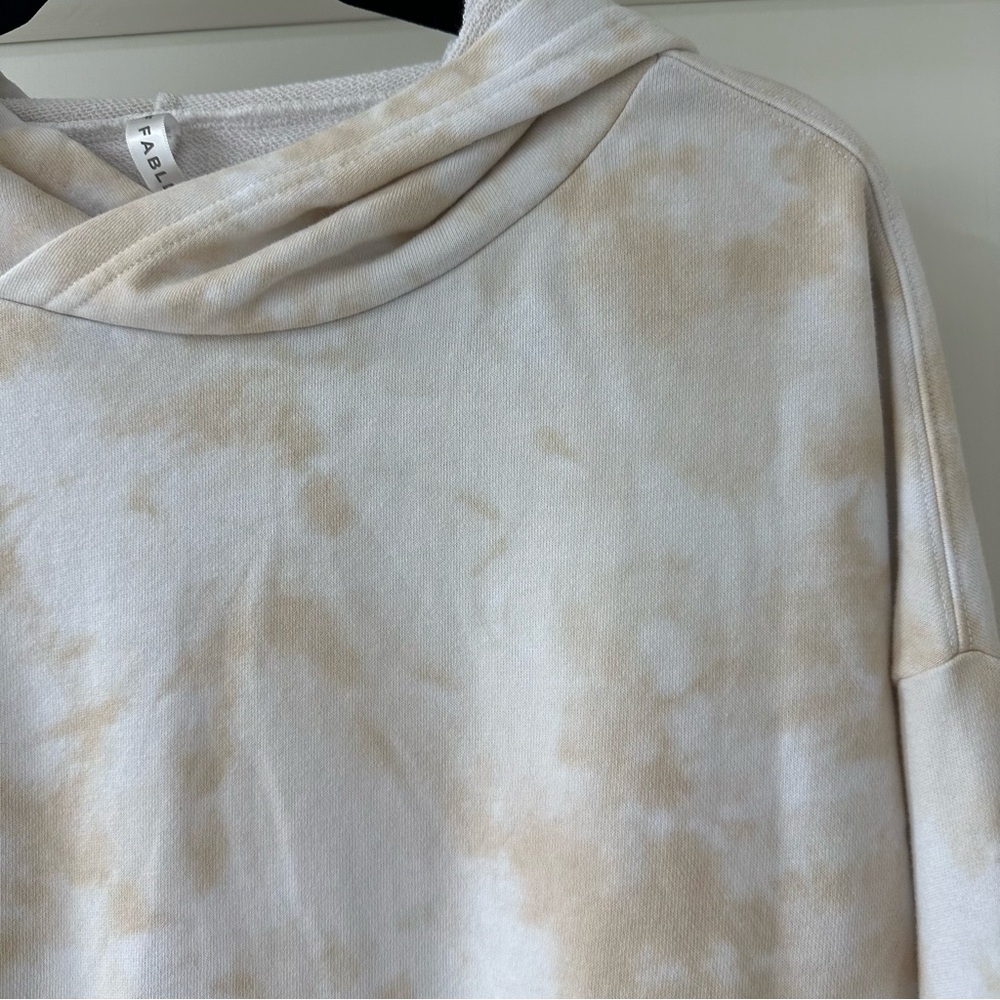 Fabletics Cream & Tan Eco Conscious Tie-Dye Pullover Boxy Cropped Hoodie, Size M - Picture 2 of 6